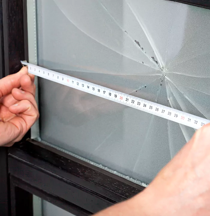 Storefront Glass Repair in Trois-Rivieres, QC