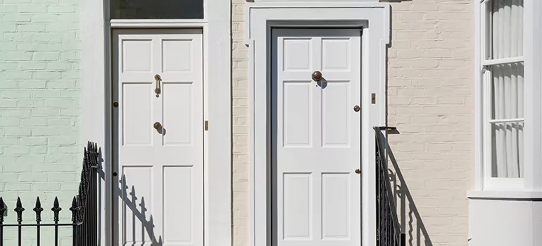 Mirror Closet Door Repair in Notre-Dame-du-Mont-Carmel, Quebec