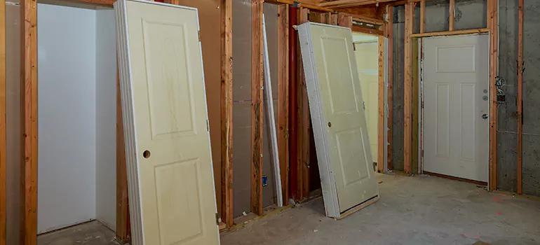 Heavy Duty Sliding Door in Lac-Saint-Pierre, QC