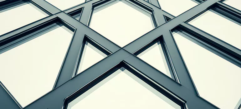 Geometric Window Shades in Saint-Louis-de-France, QC