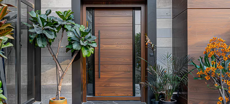 Custom Modern Doors Service in Saint-Thomas, QC