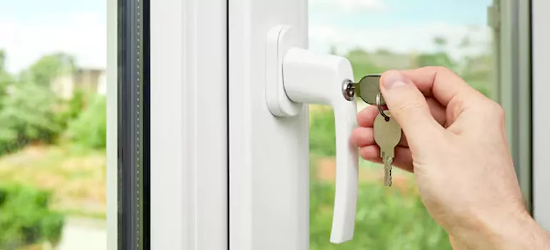 Sash Window Lock Installation in Saint-Narcisse, QC